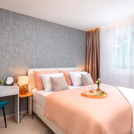 Апартаменты Sunset Penthouse With Spectacular View And Jacuzzi *