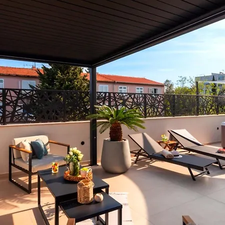 Sunset Penthouse With Spectacular View And Jacuzzi Апартаменты