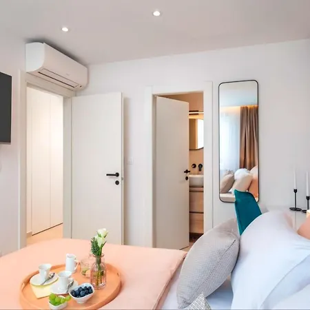 Zadar Sunset Penthouse With Spectacular View And Jacuzzi